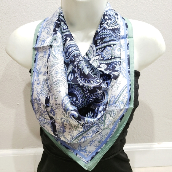 New ANN TAYLOR Paisley Silk Little Scarf In Light Enchanted Blue - Picture 1 of 8